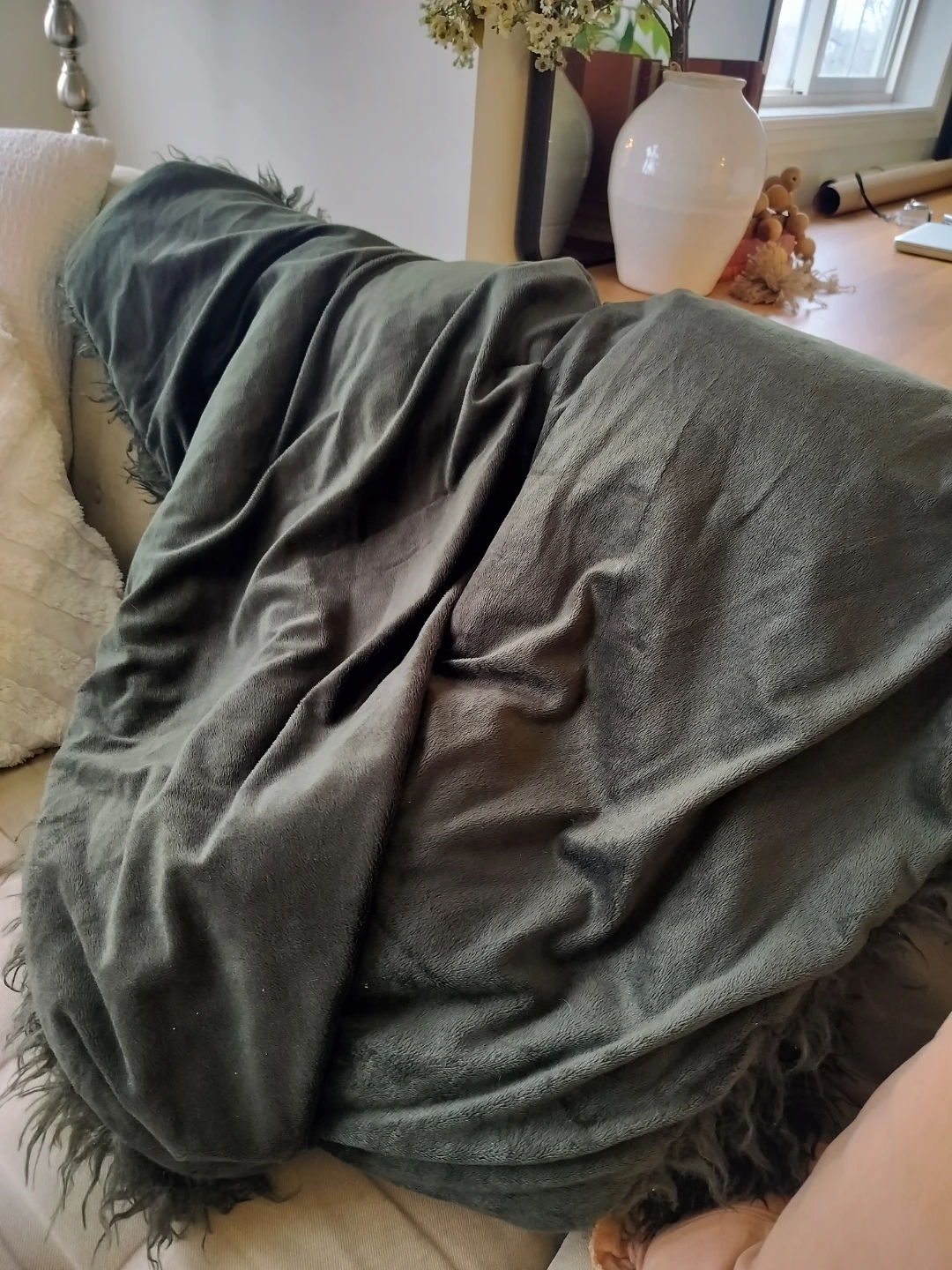 Dark green Faux Fur Throw Blanket - photo 2