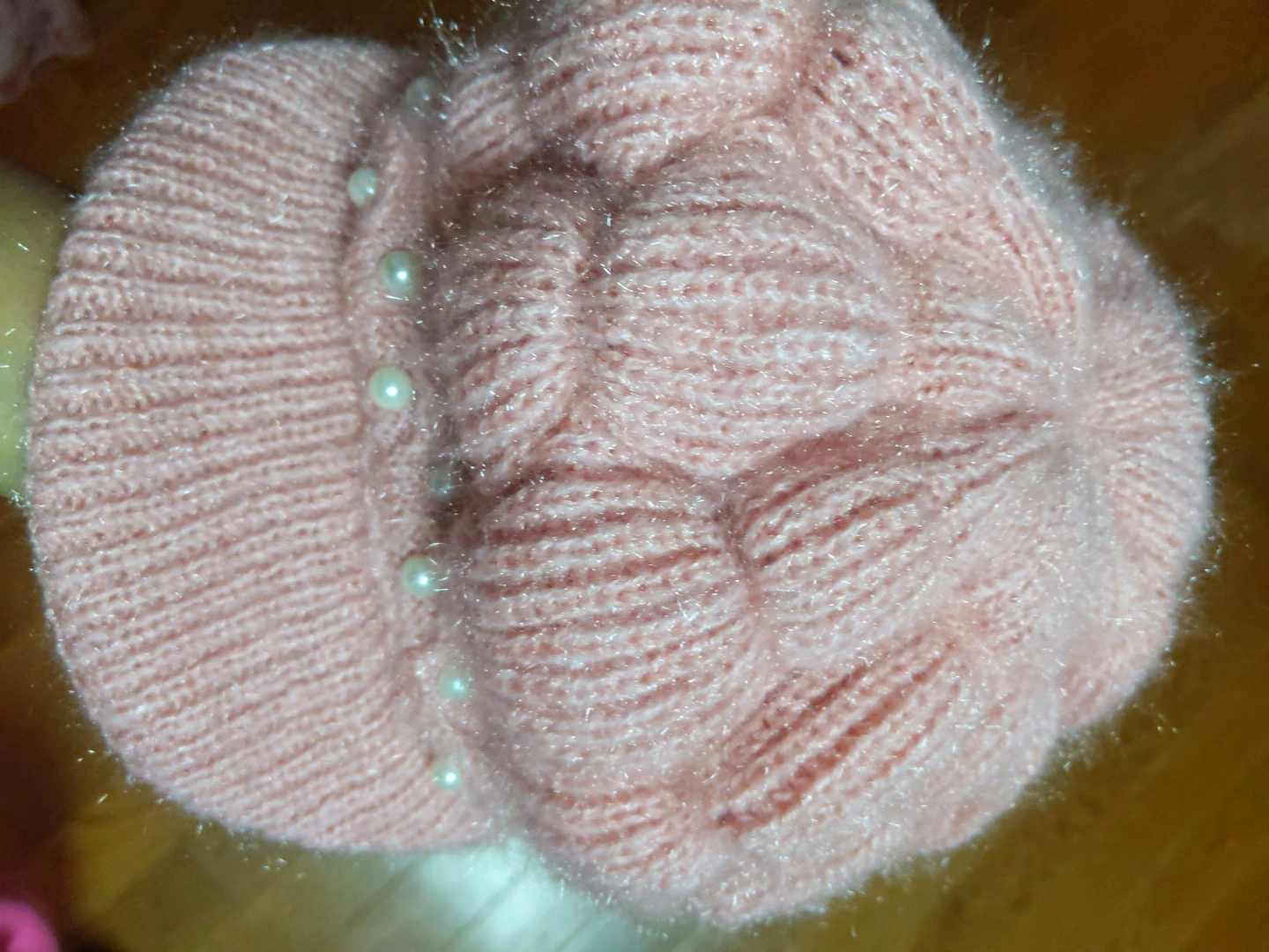 Pink Knit Hat with Pearls🥕