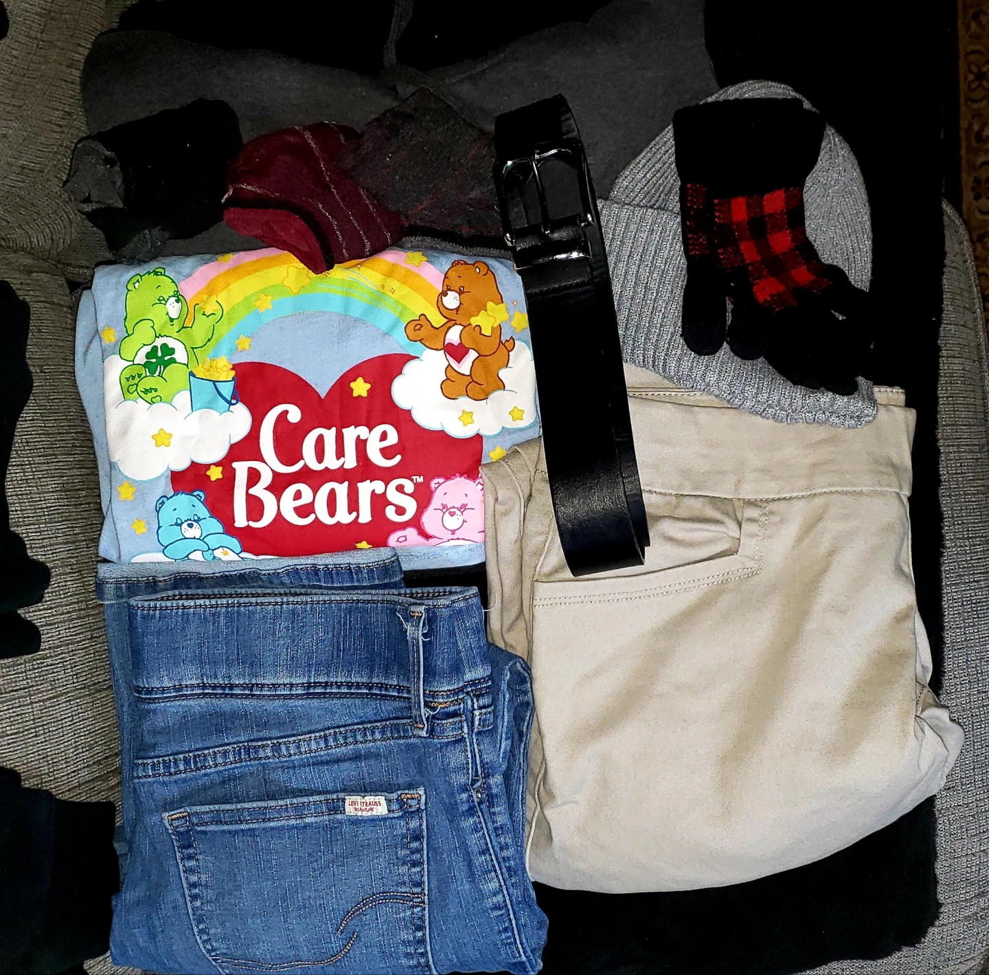assorted clothing and accessories bundle - photo 2