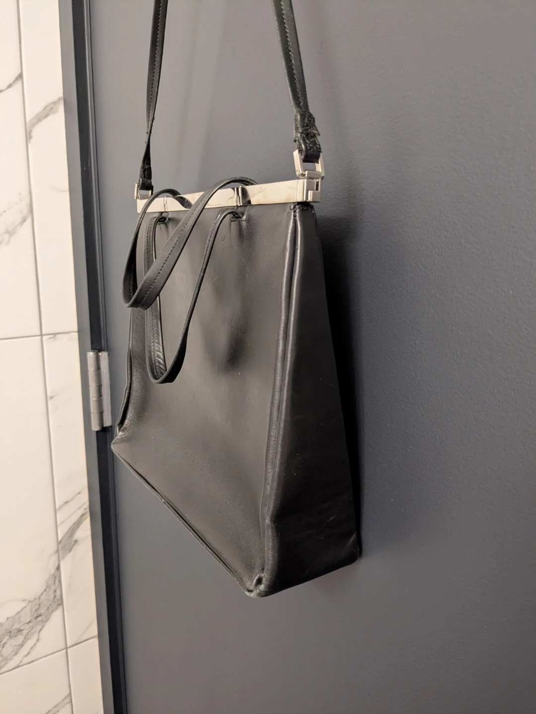 Salvatore Ferragamo Leather Bag - photo 5