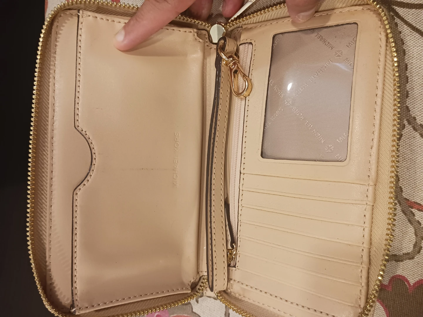 Michael Kors Metallic wallet - photo 3