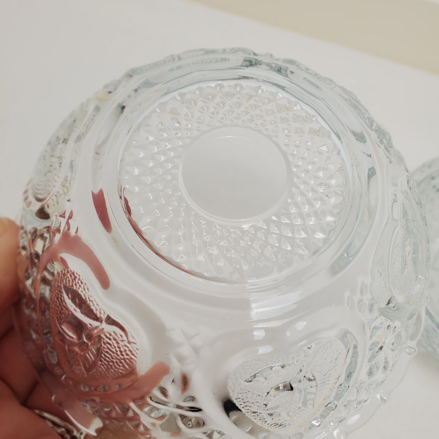 Set of 2 Clear Glass Heart Pattern Candy Dishes with Lids 🥕 - photo 5