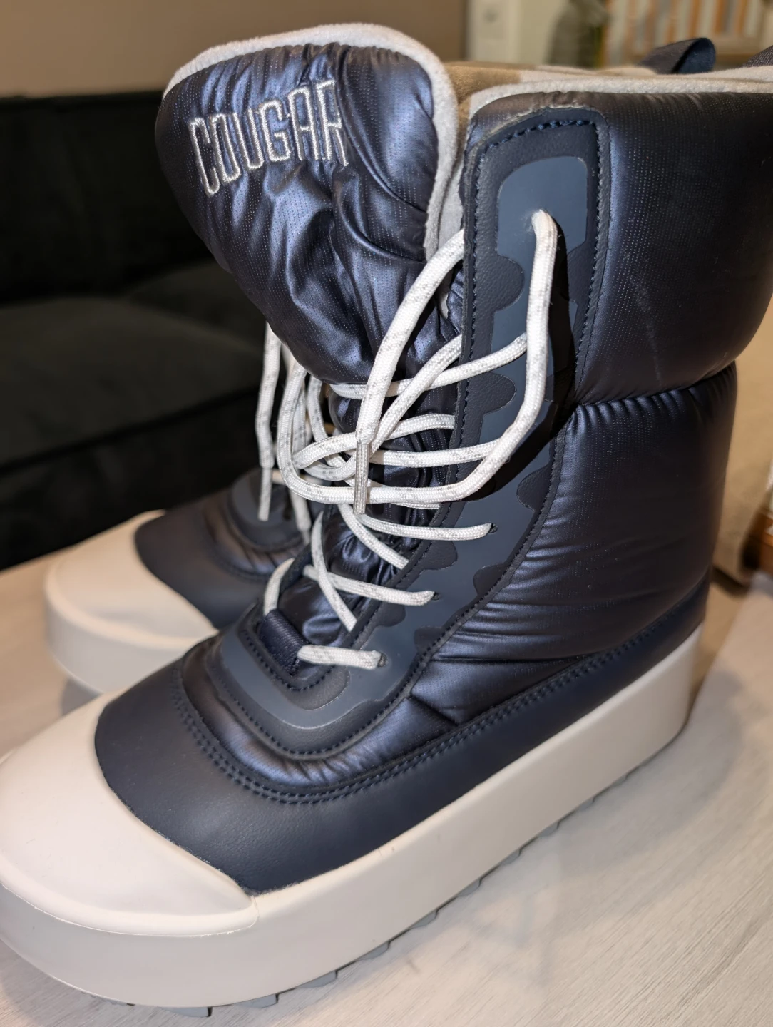Brand new Cougar Waterproof Winter Boots - Women's Size 7 - photo 4