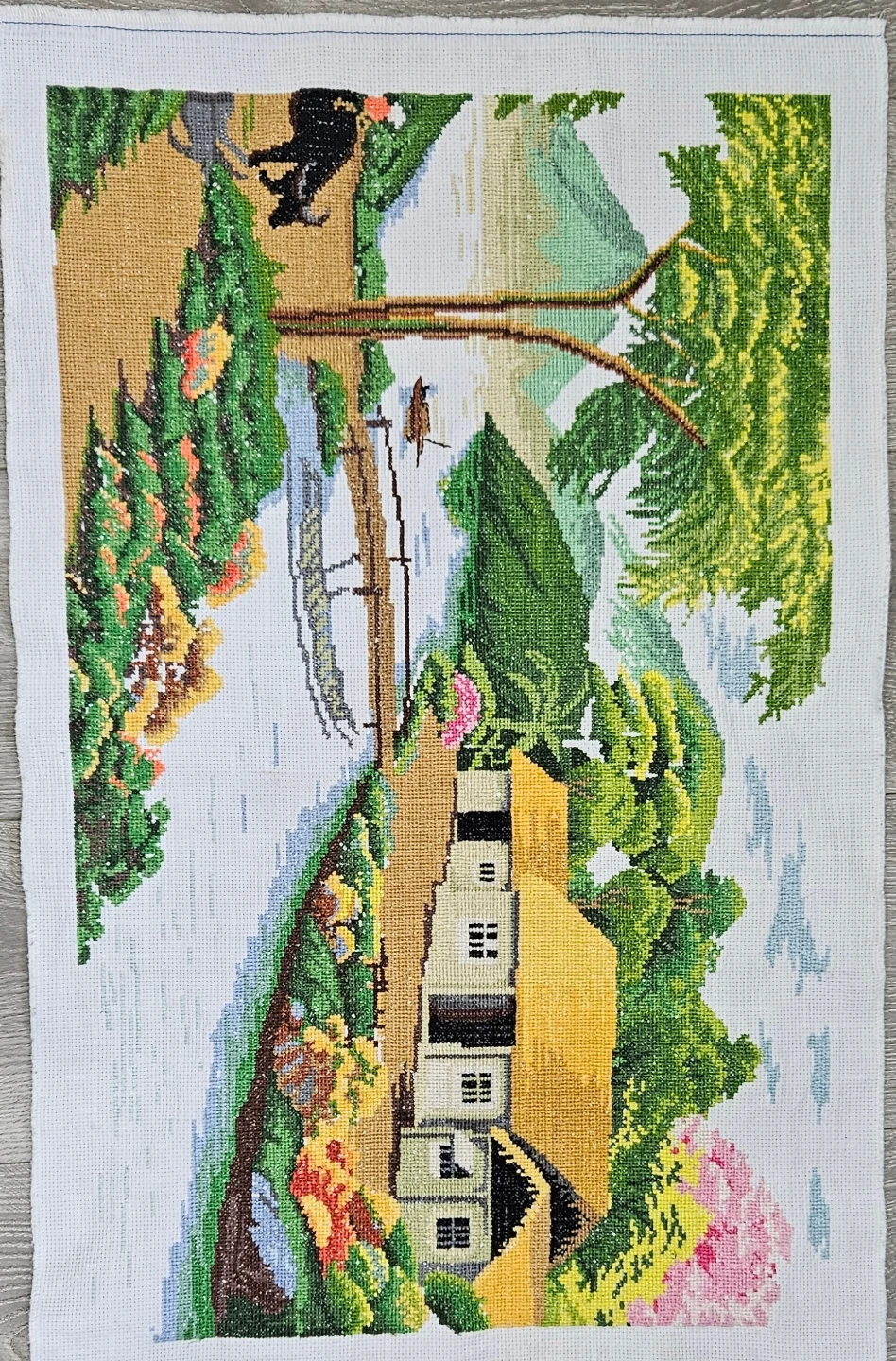 Vintage needlepoint tapestry - UNFRAMED - photo 2