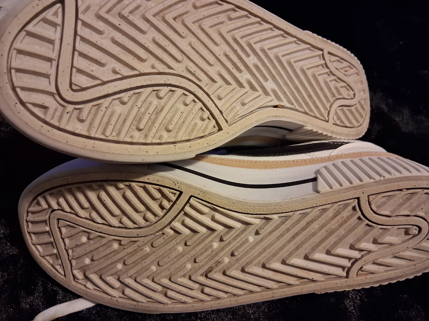 Nike Women's White Leather Sneakers - photo 3