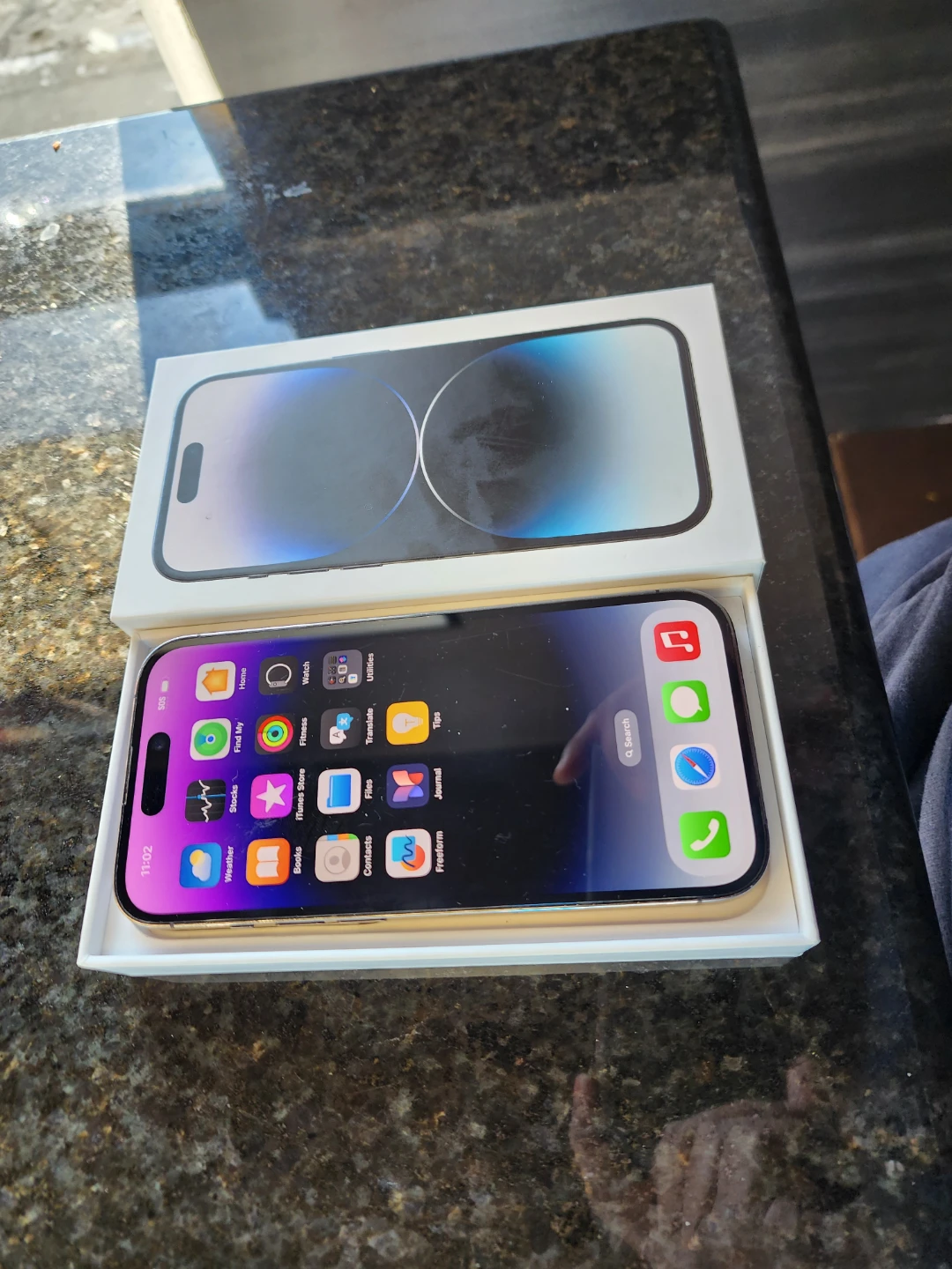 Apple iPhone 14 Pro - photo 2