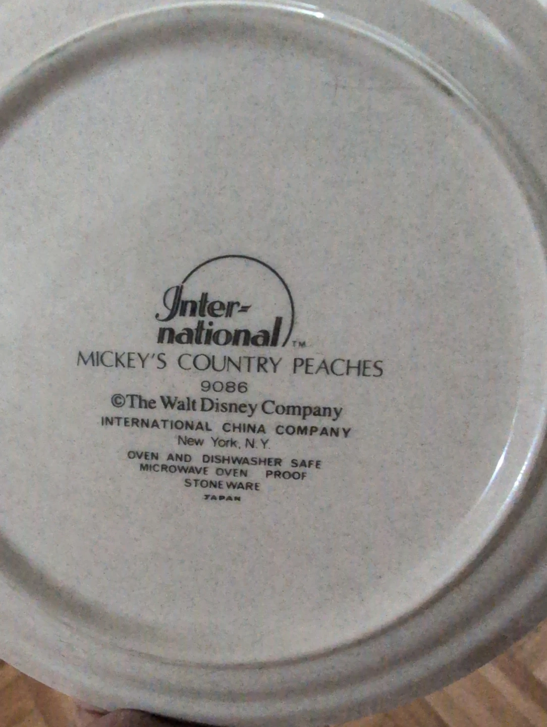 Vintage International China Mickey's Country Peaches Plate - photo 2