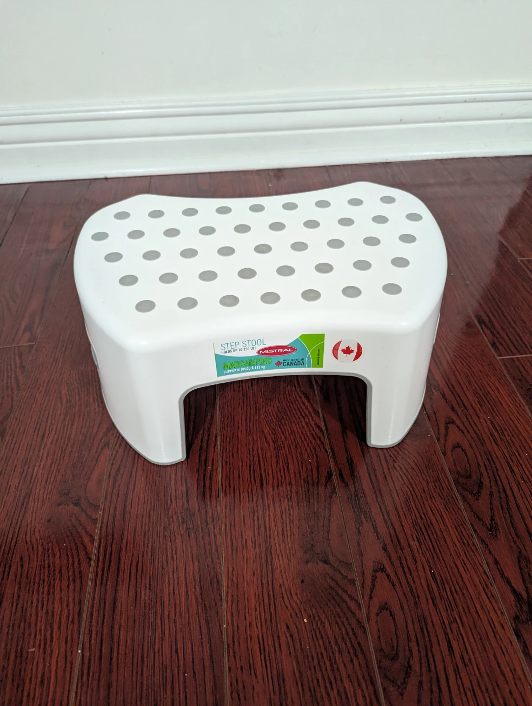 Mistral Step Stool - White