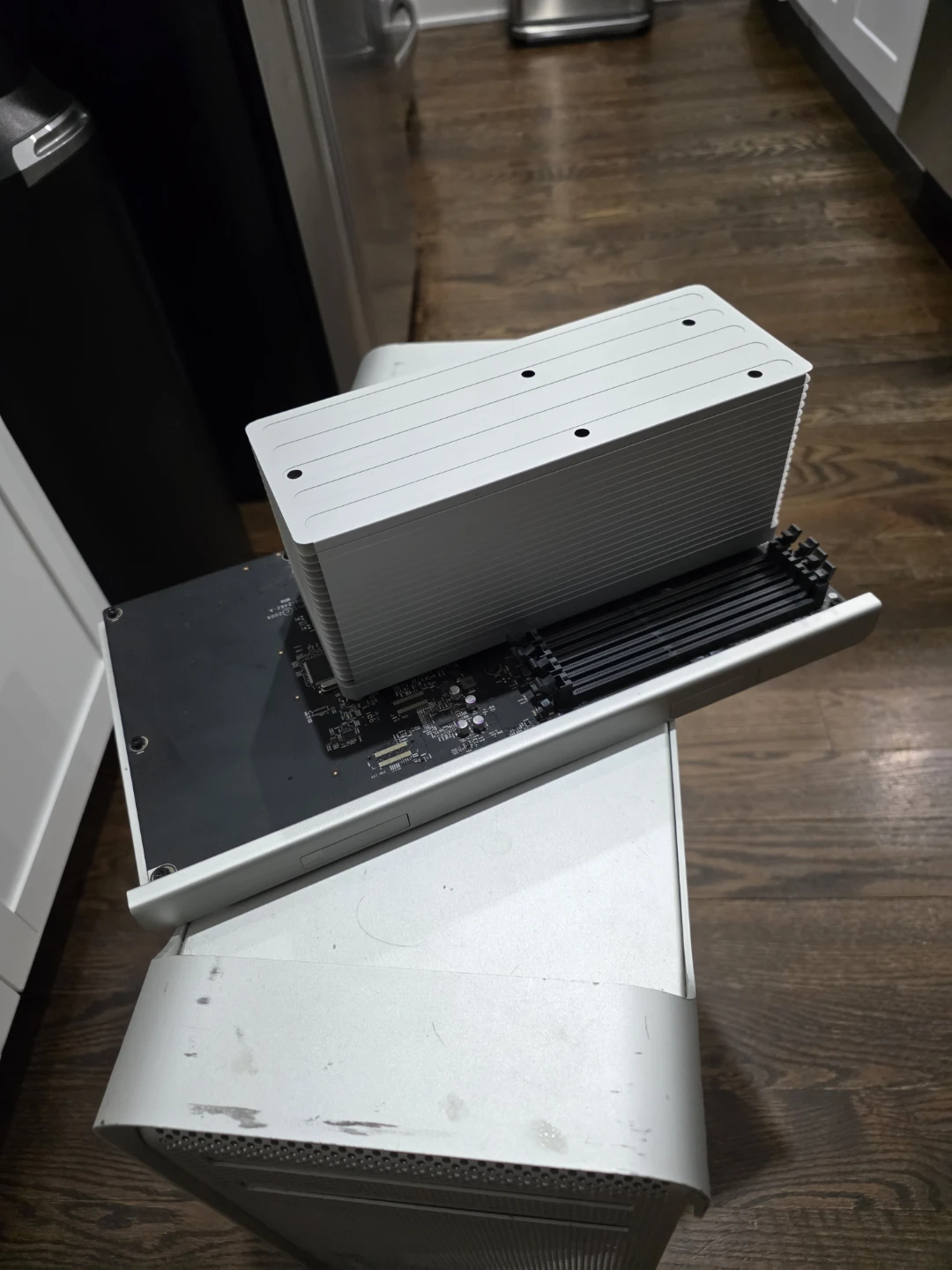 2009 Apple Mac Pro Tower Computer 4,1