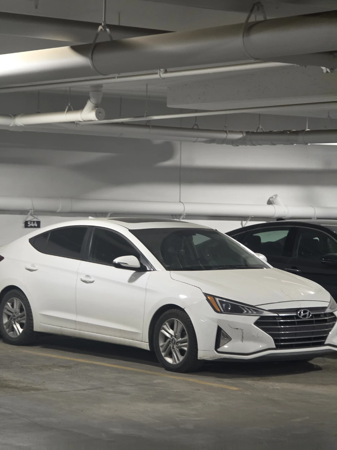 2020 White Hyundai Elantra - photo 2