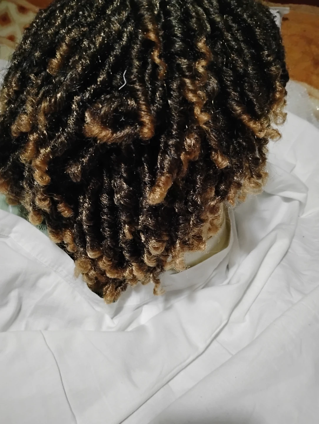 Twist Out Wig - Brown and Blonde Highlights - photo 3