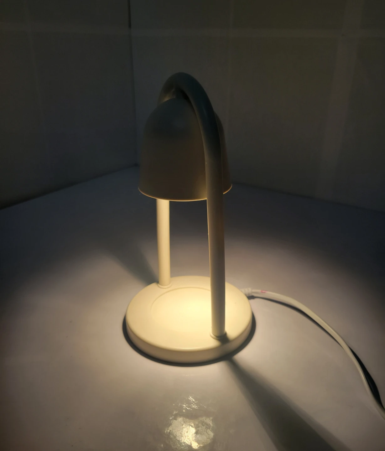 Cream Bell Shaped Desk Lamp - photo 2
