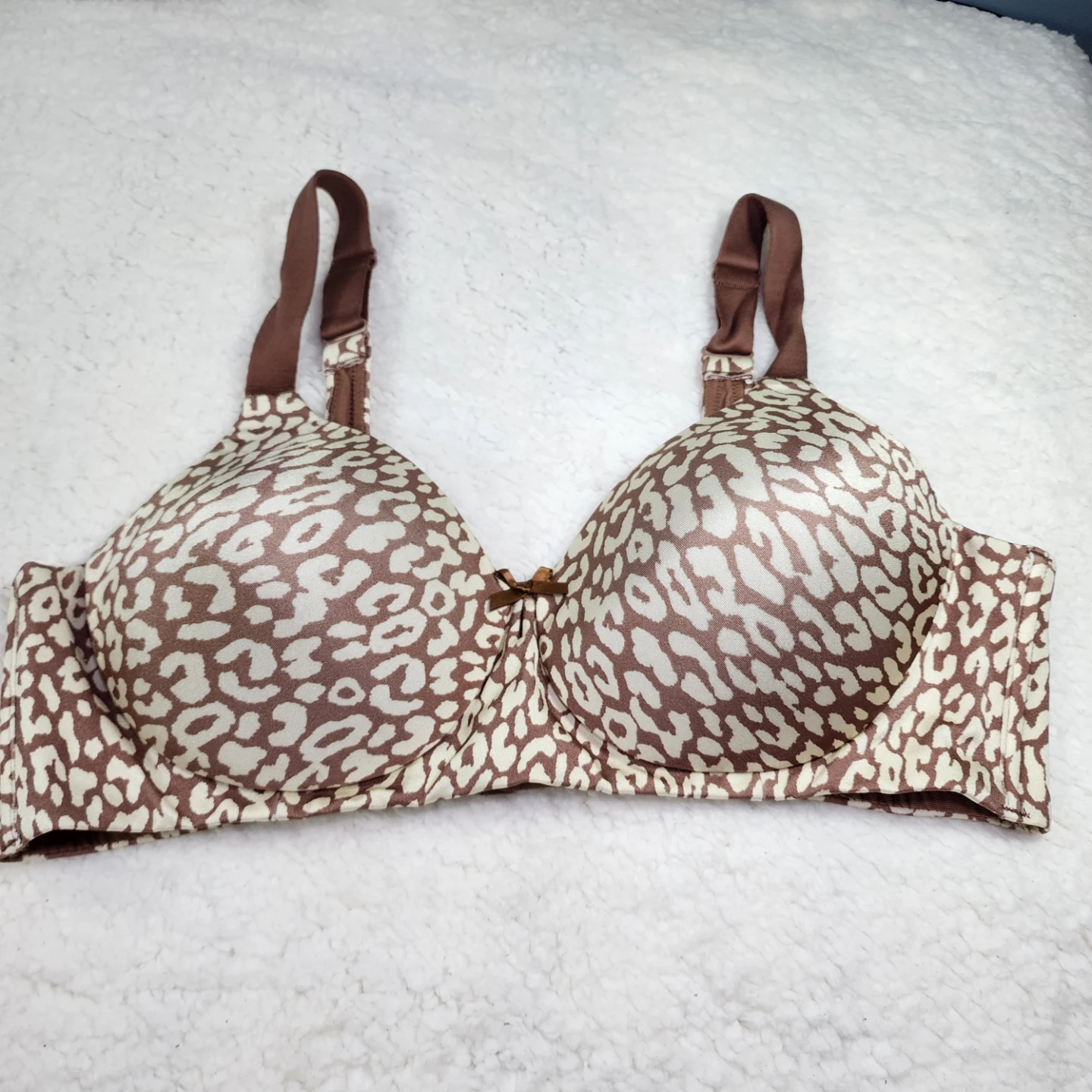 Comfort Choice Back-Smoothing Wireless T-Shirt 38B Bra - photo 3