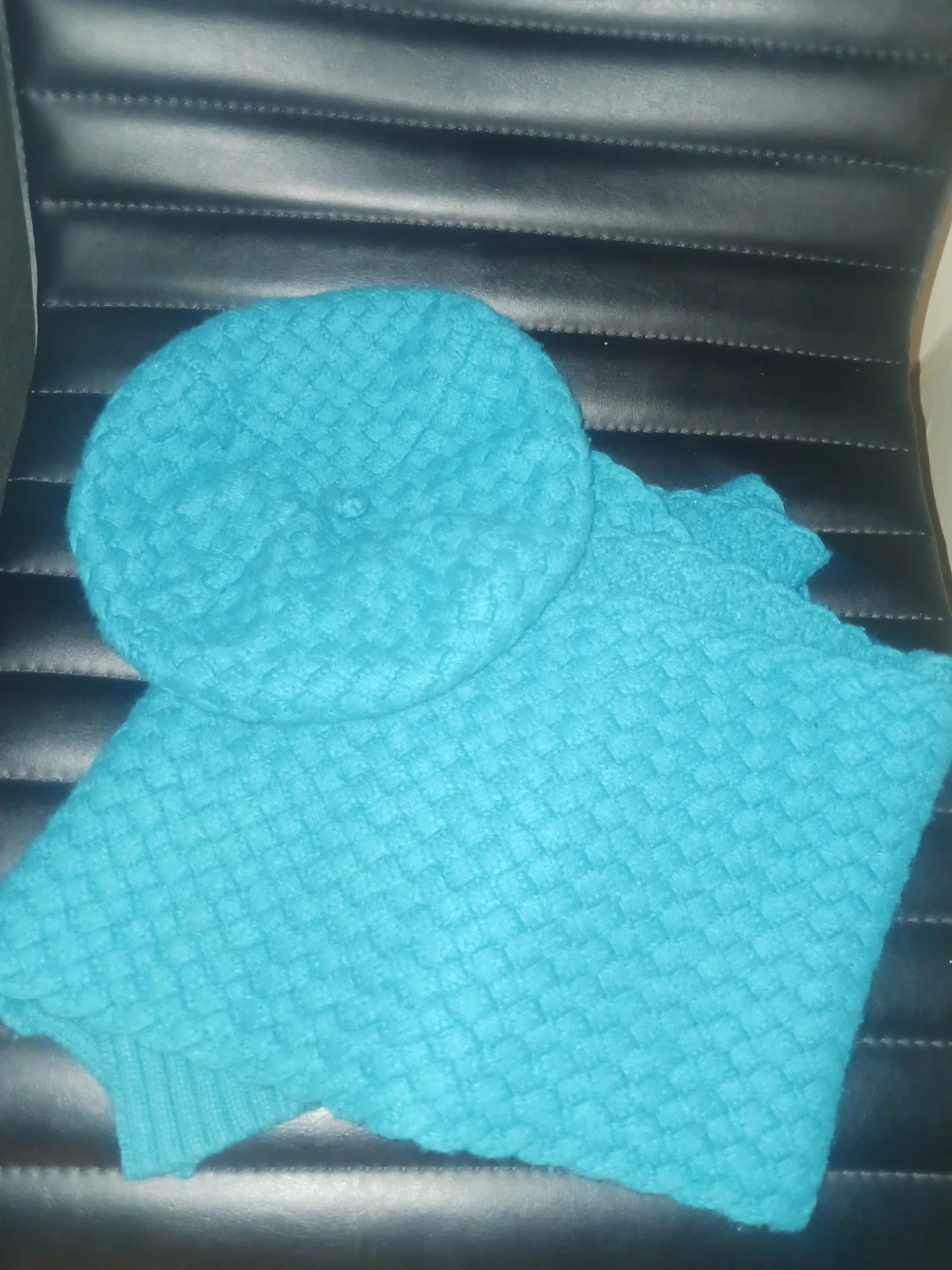 🏆Teal Knit Beret and Scarf Set