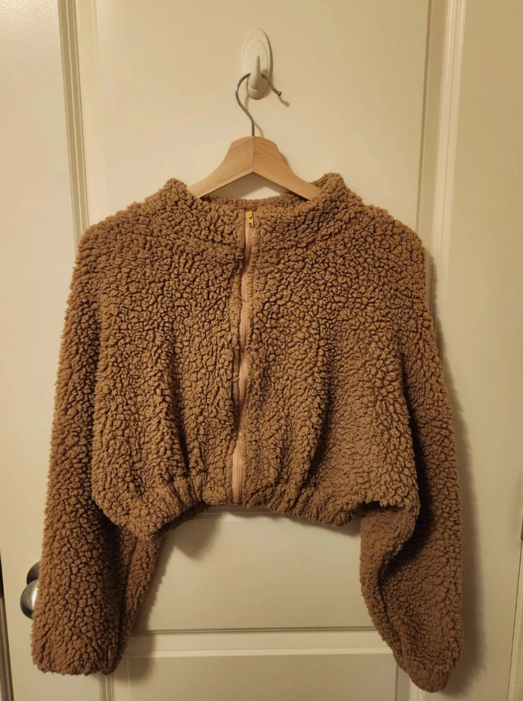 Brown fuzzy cropped jacket (size S)