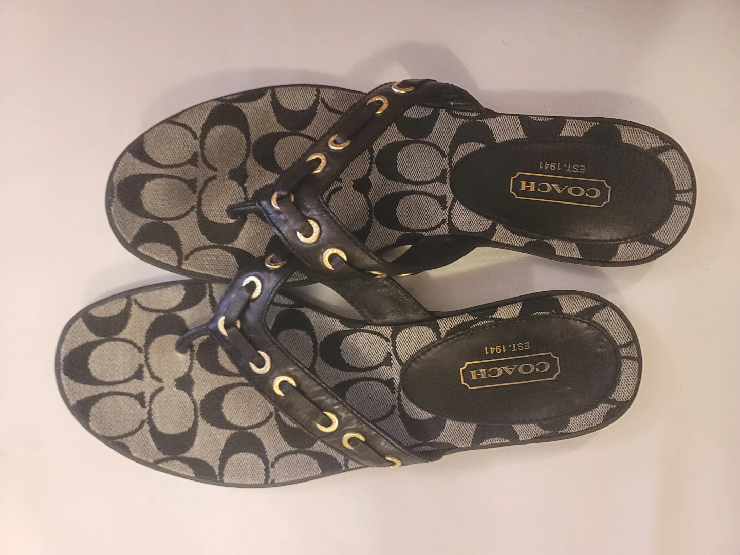 Coach Signature C Flip Flops - photo 2