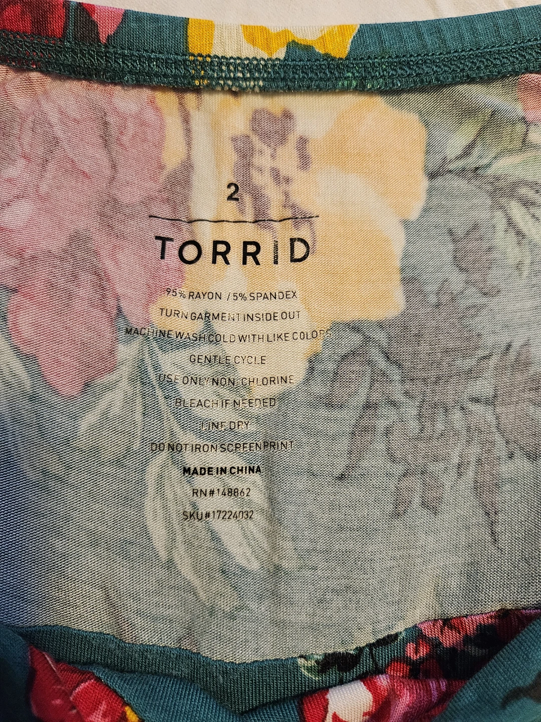 Torrid Floral Print Maxi Dress Size 2 - photo 2