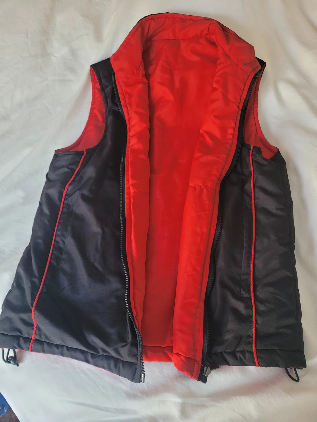 🥕Unisex Reversible Red & Black Vest - photo 3