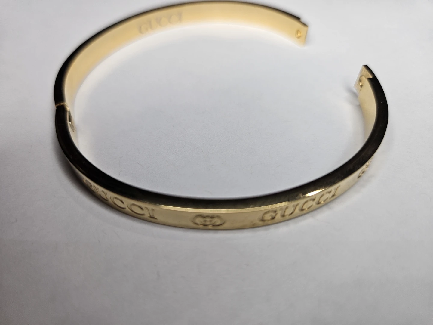 Gucci Gold Tone Interlocking G Bracelet - photo 2