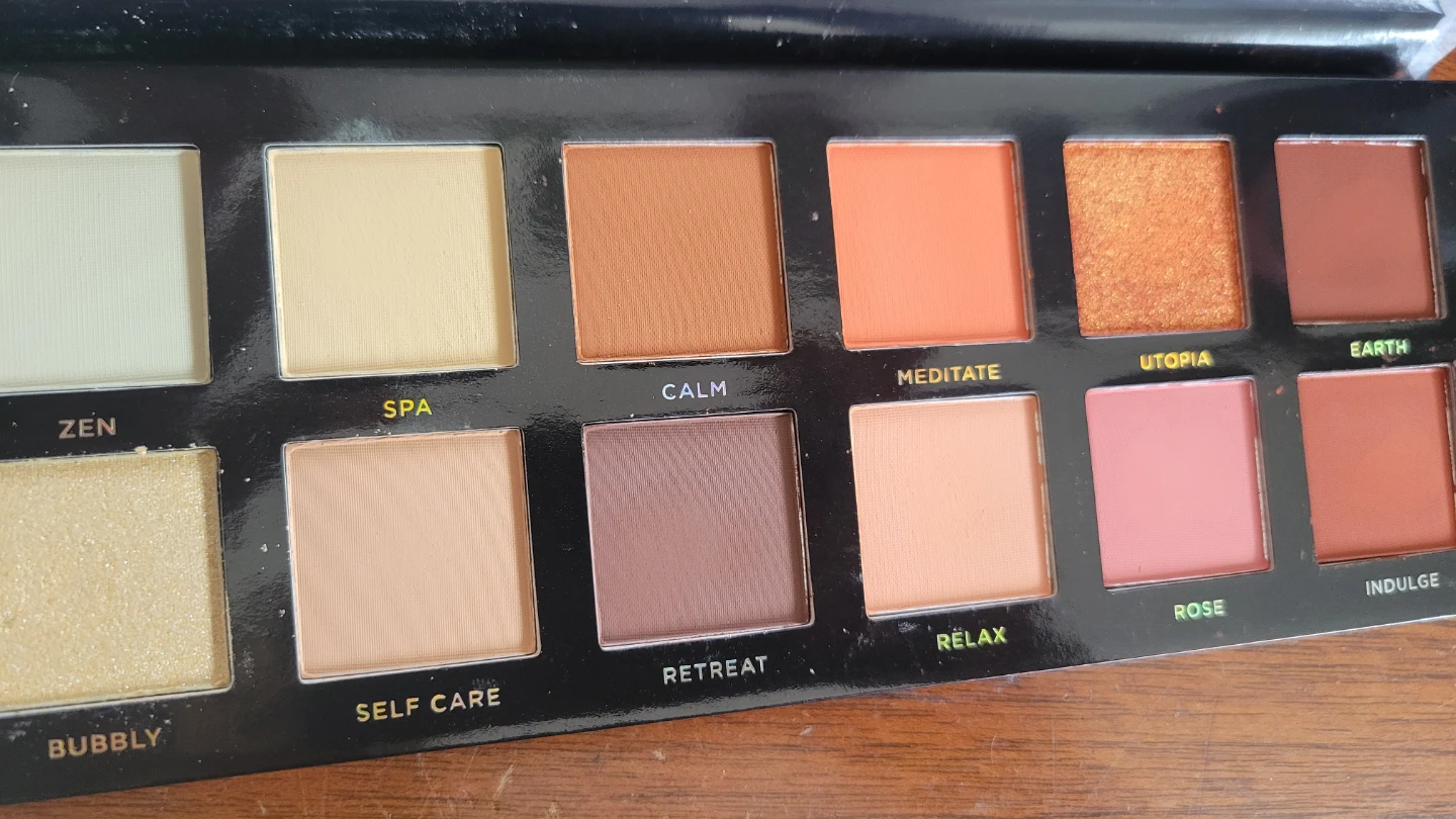 Ace Beaute Serenity Eyeshadow Palette - photo 2