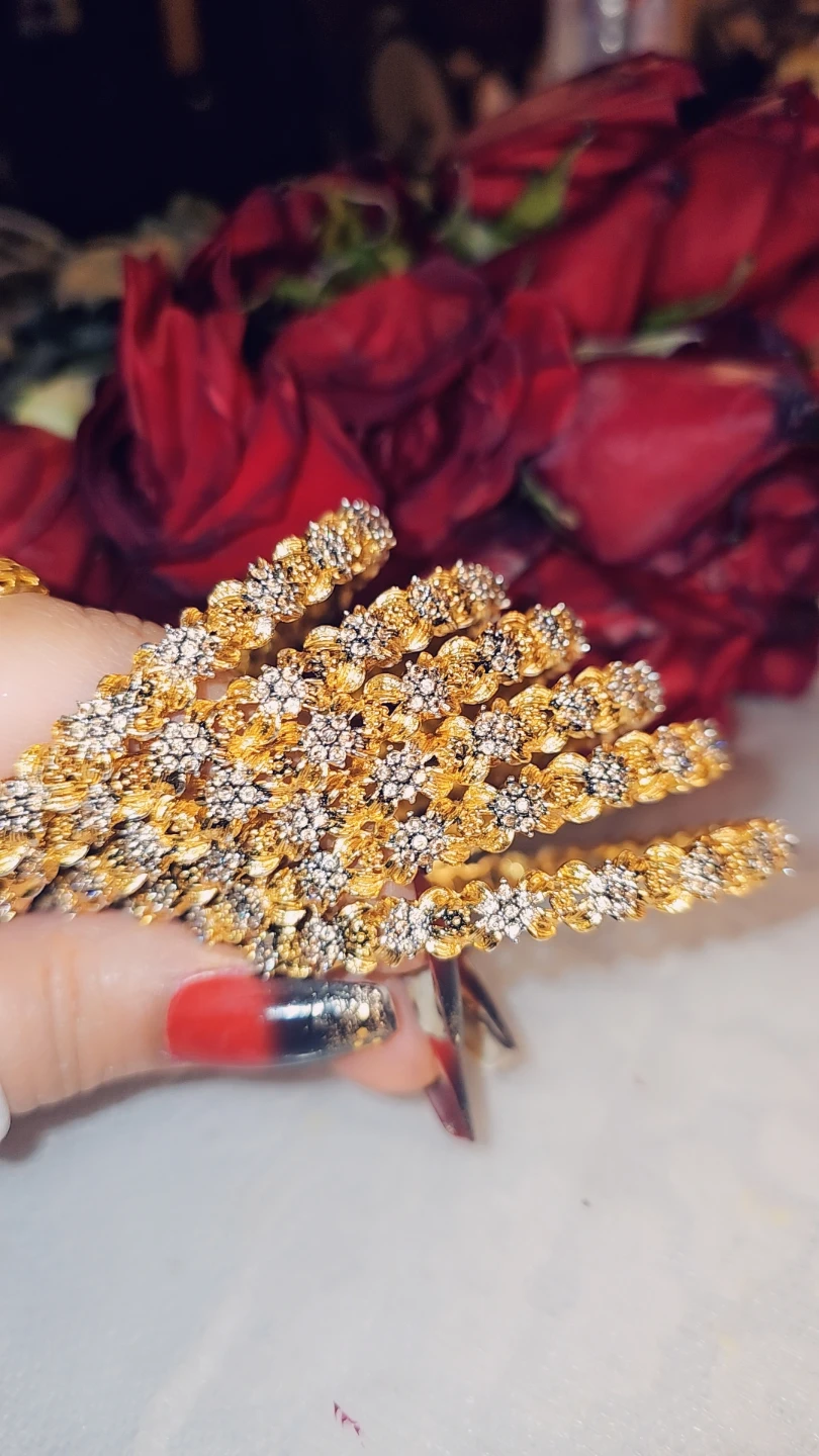 Gold-tone Diamond inspired style Bangles - photo 3