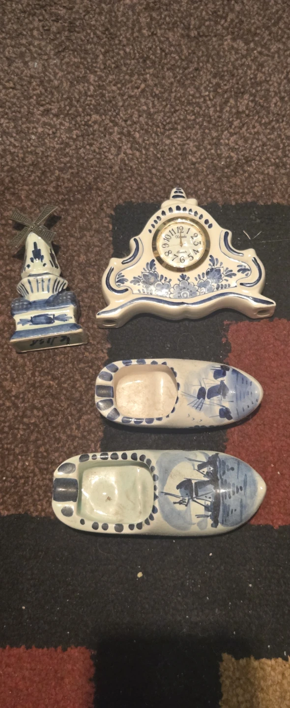 Blue and White Delft Style Ceramic Ashtrays and Decor - photo 2