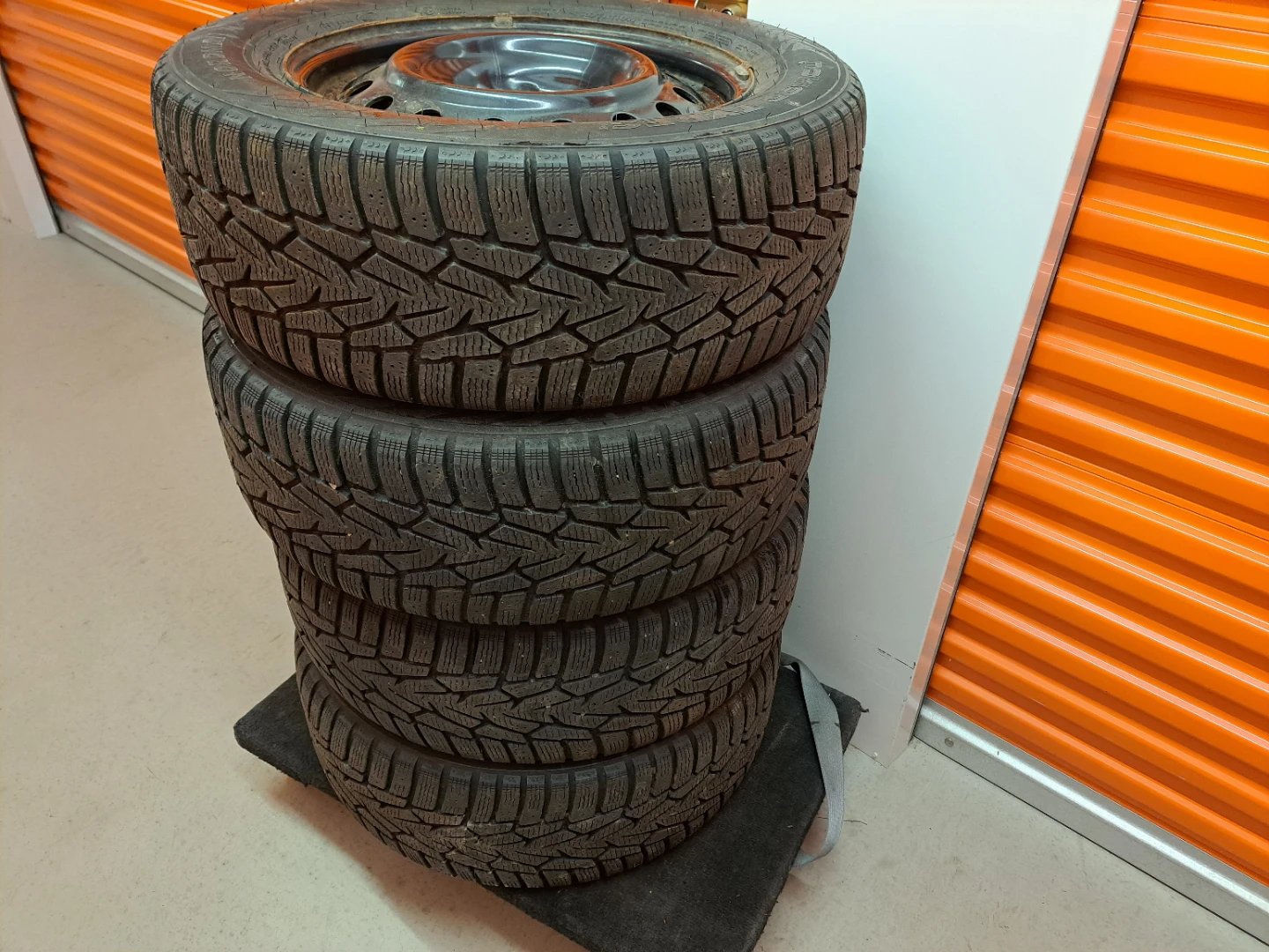 Nordman (Nokian) Winter Tires - Set of 4/ 215/60R16 99T XL