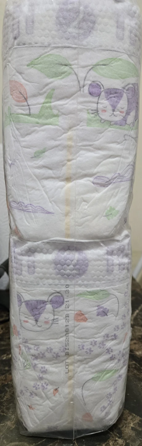 58 pack Kirkland Diapers Size 2