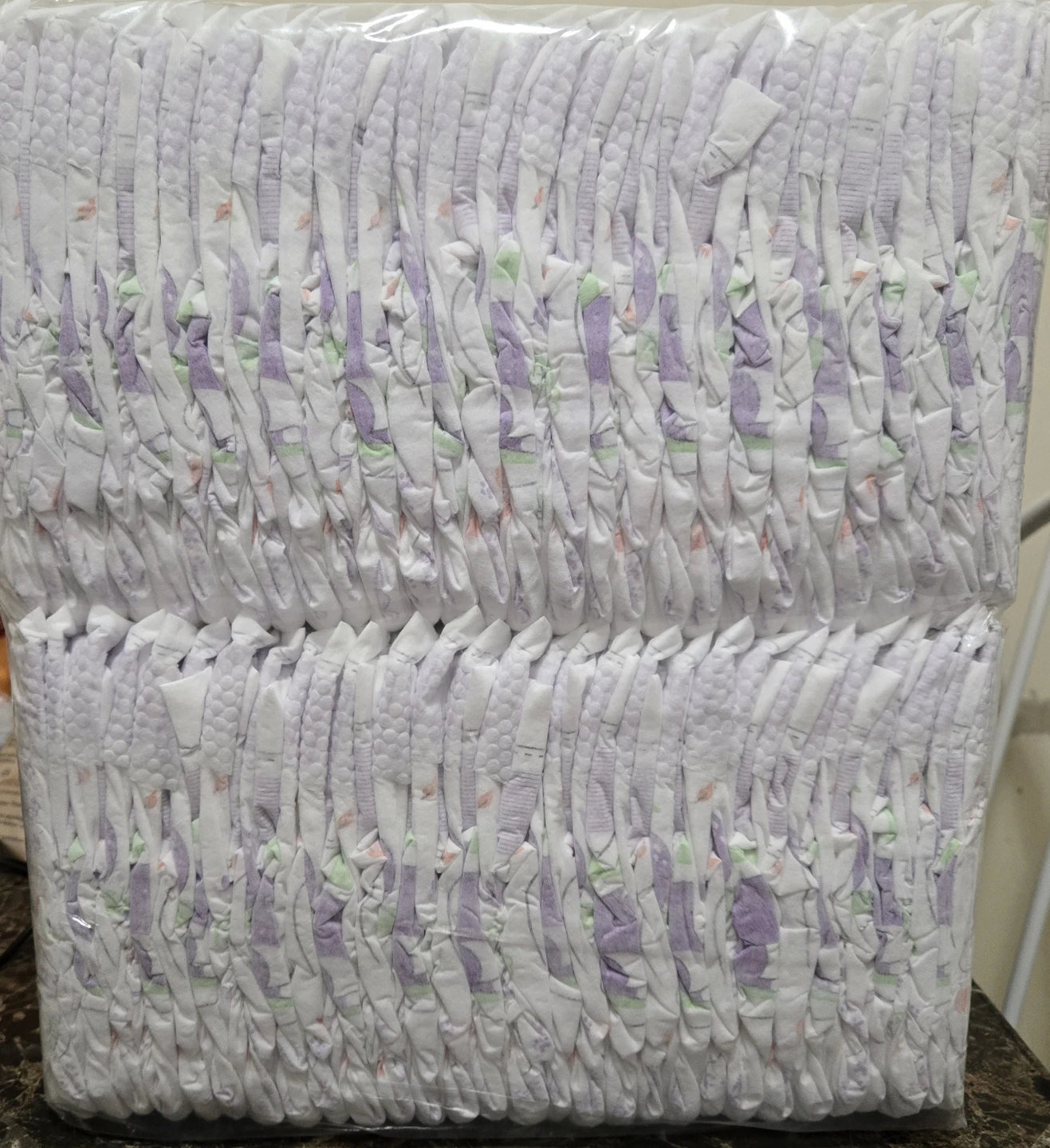 58 pack Kirkland Diapers Size 2 - photo 2