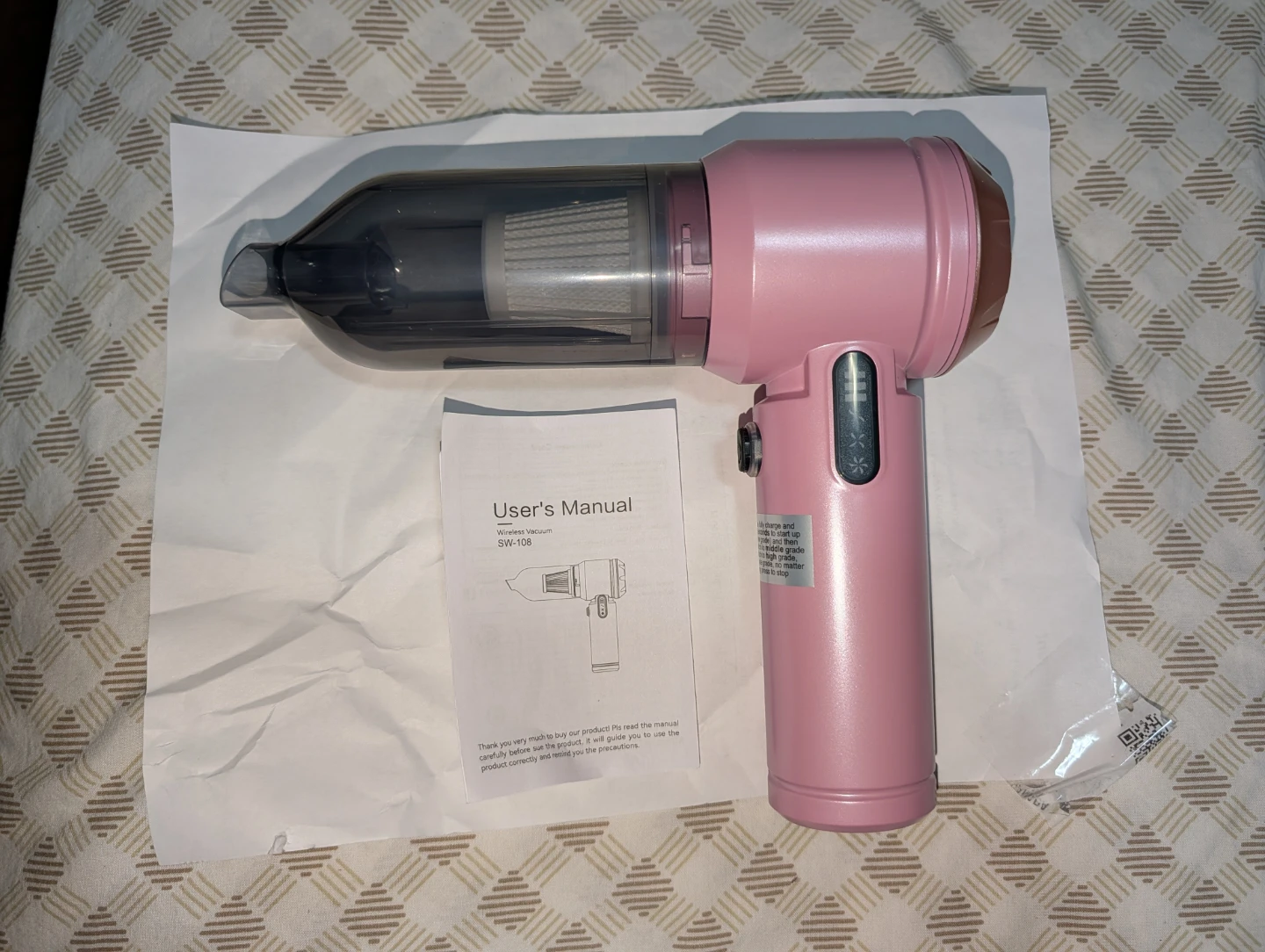 Mini Vacuum Cleaner (SW-108) – Rechargeable, Like New