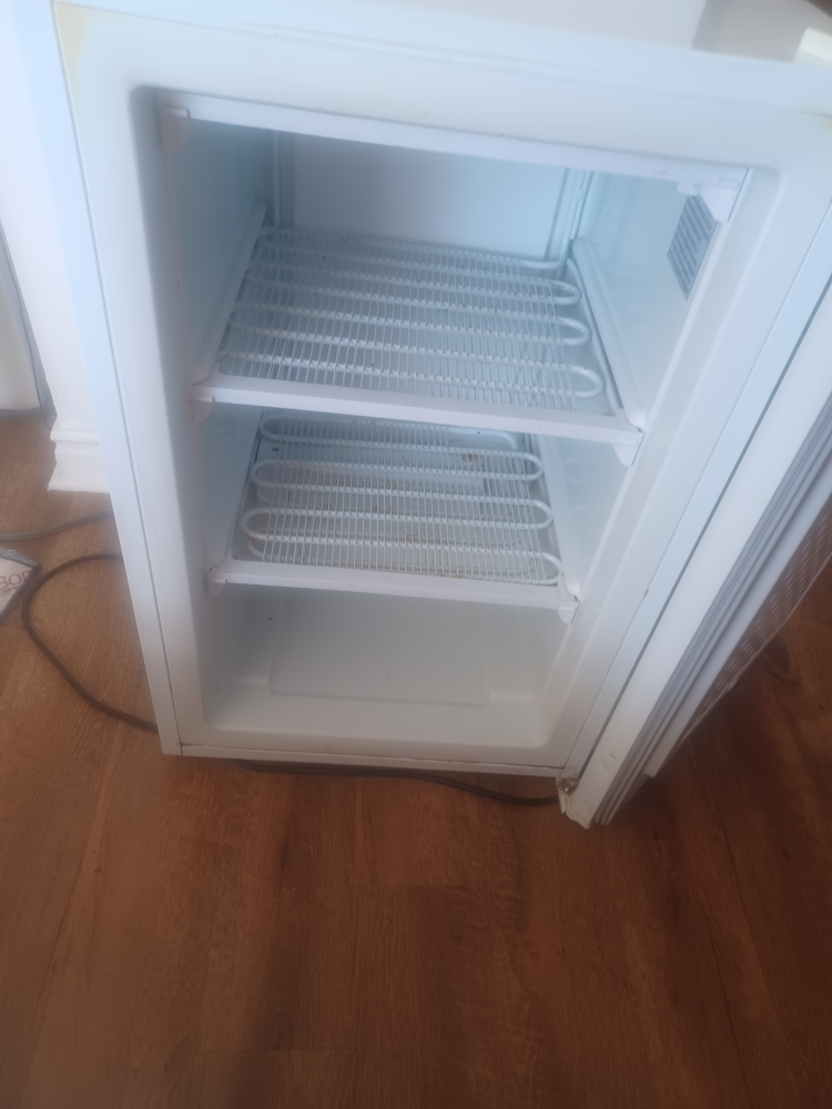 Danby White Mini Freezer - photo 2