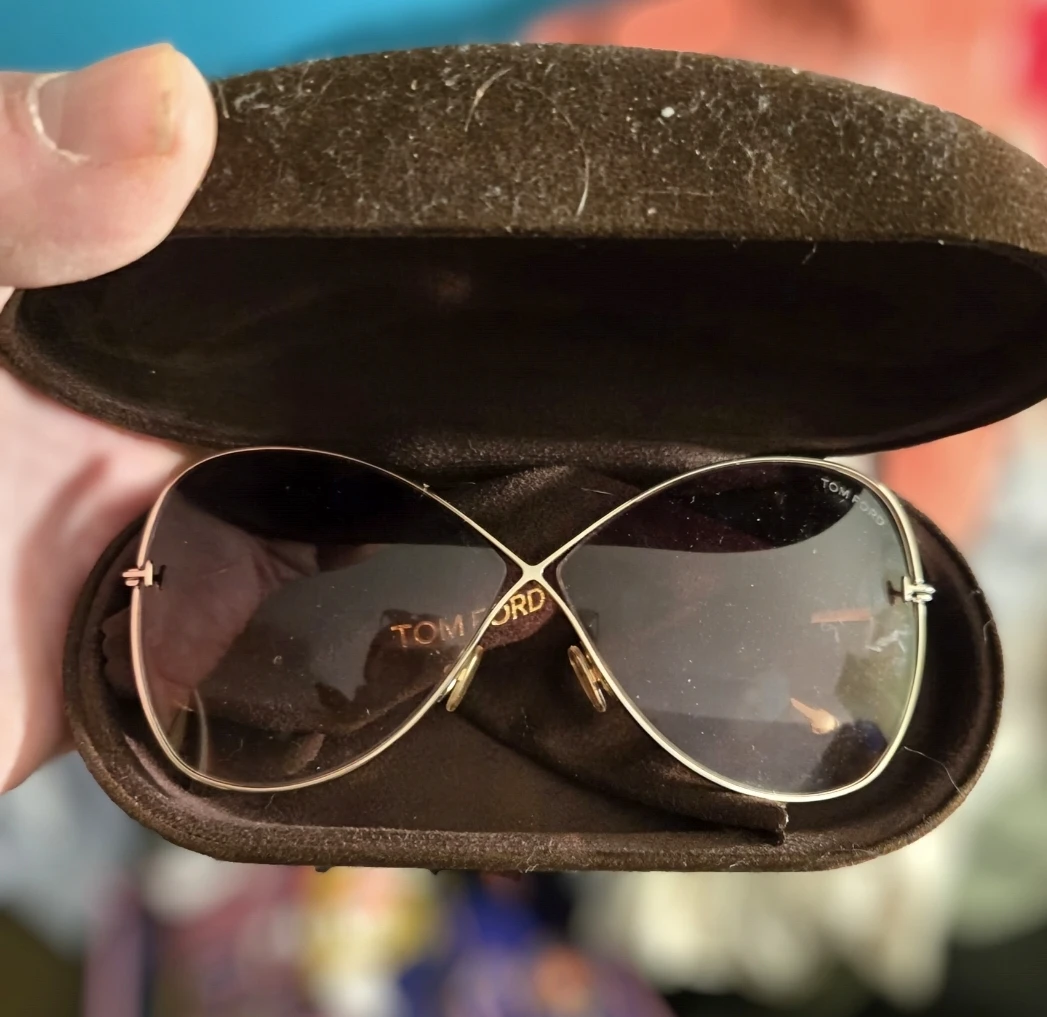 Tom Ford Sunglasses with Case - photo 2