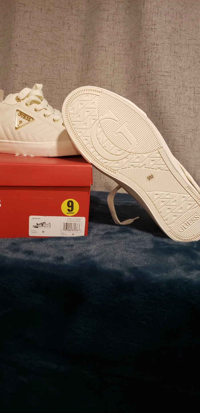 Guess Women's Ivory Sneakers Size 9 - photo 3