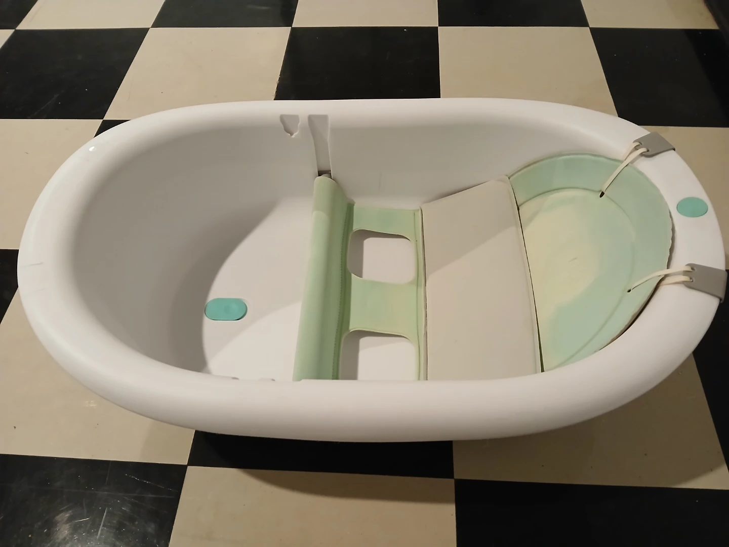Frida Baby 4-in-1 Grow-with-Me Bath Tub - photo 5