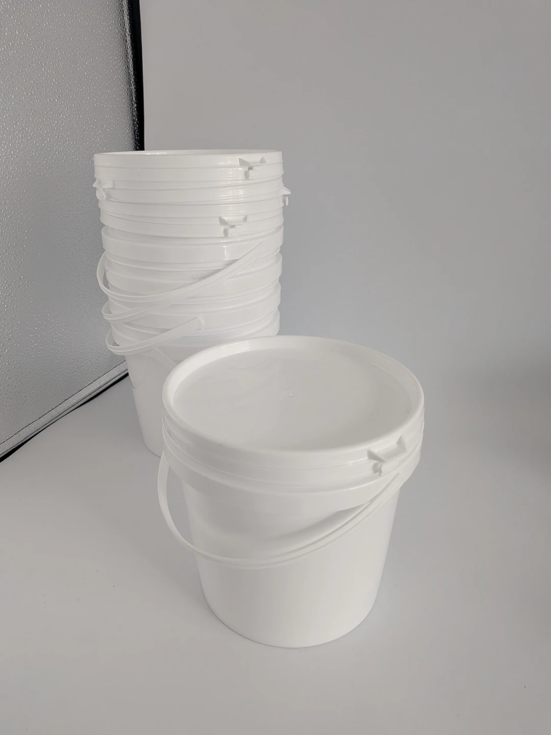 White Plastic Pail with Lid - 5 Litre (Set of 5) 🏆