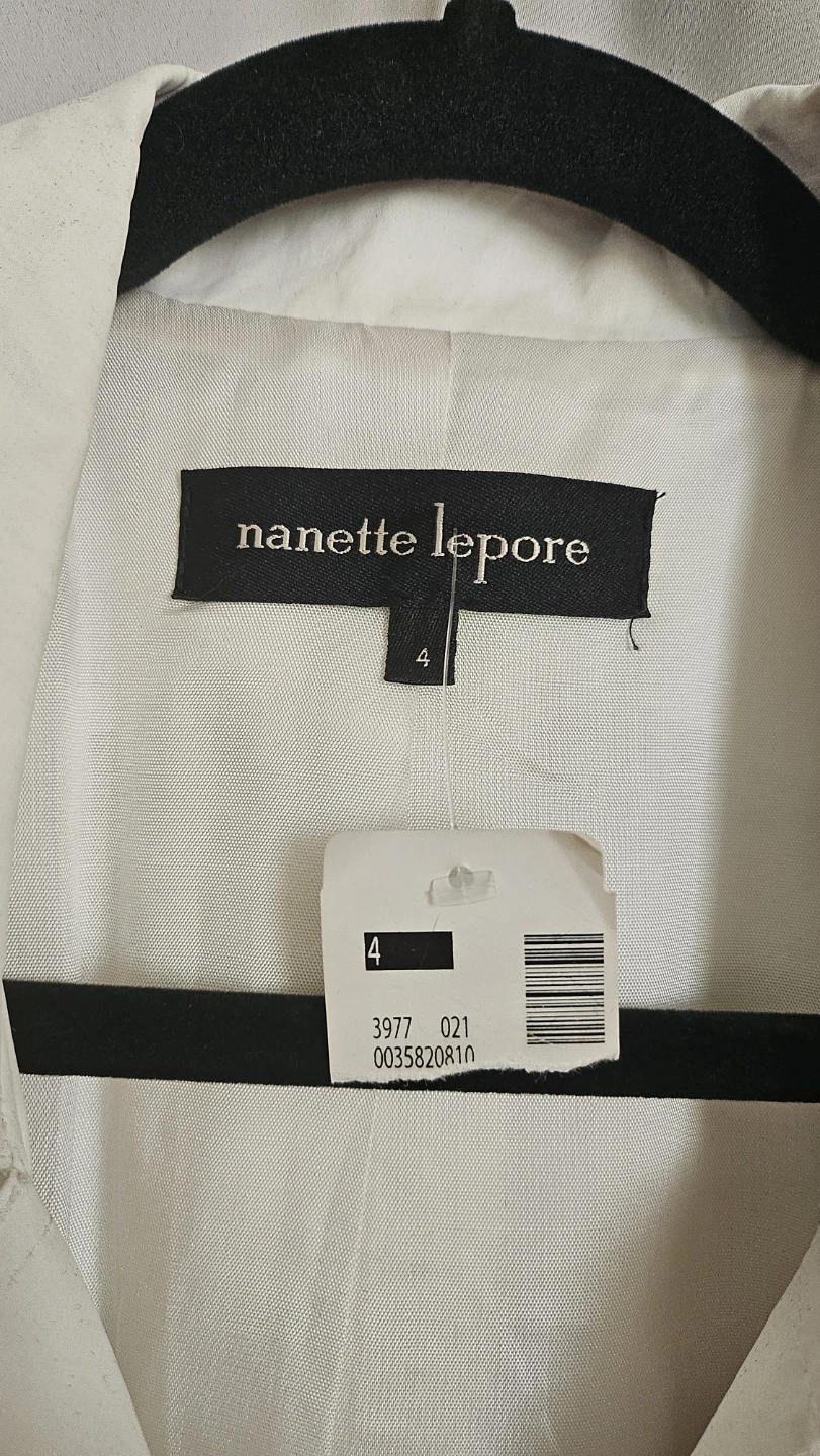 Nanette Lepore Women's Cream Belted Jacket - Size 4 - photo 3