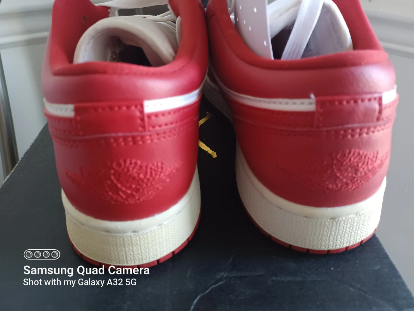 Air Jordan 1 Low Red White Sneakers - photo 2