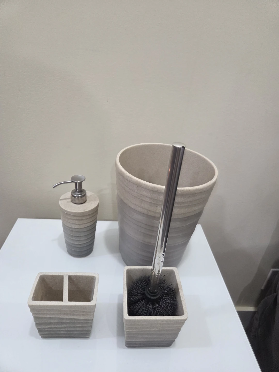 Bathroom Accessory Set