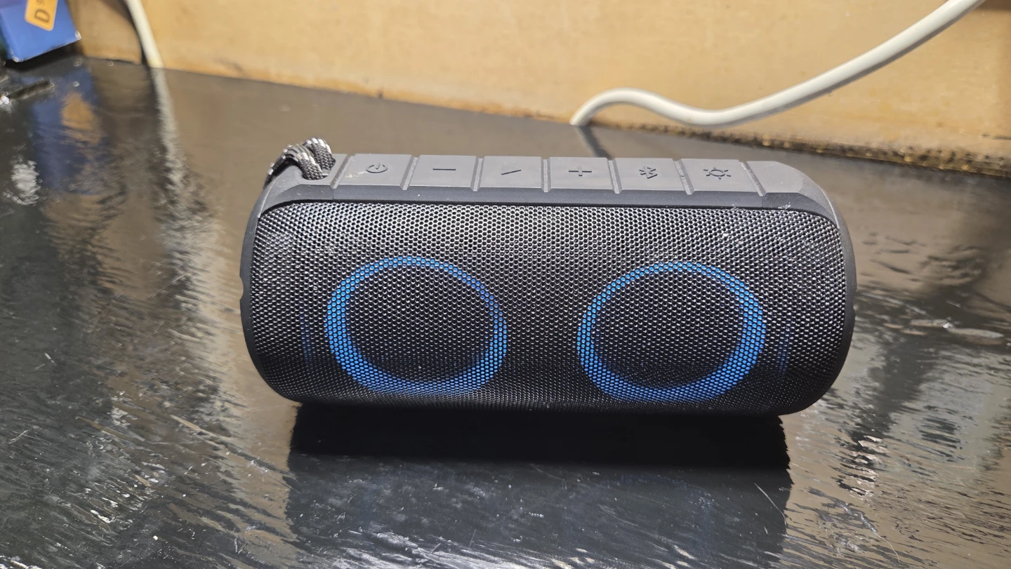 Portable Bluetooth Speaker with Lights - photo 2