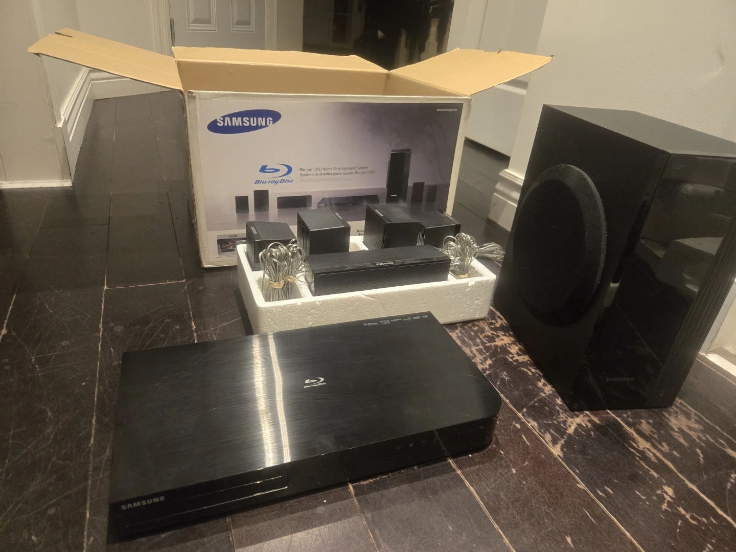 Samsung Blu-ray Home Entertainment System - photo 3