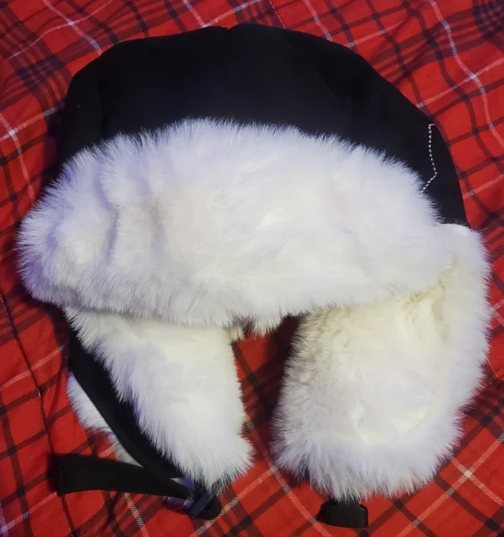2 Hats For Sale (MUST GO!!!) - photo 5