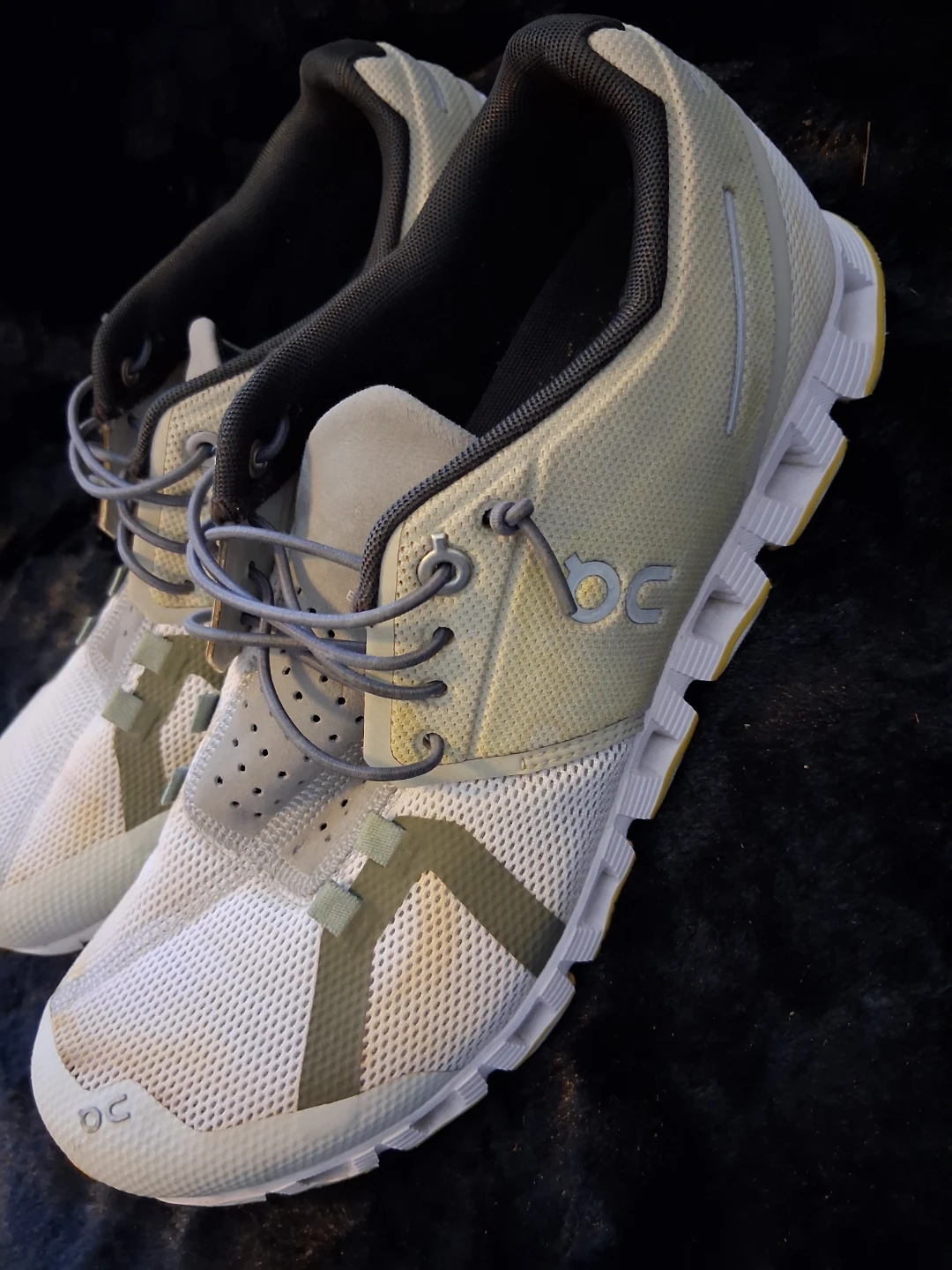 On Cloud Running Shoes - photo 3