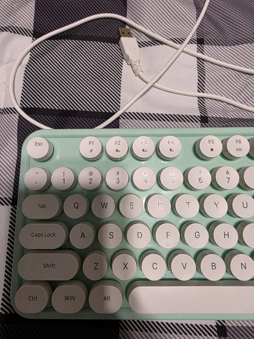 Cute wired keyboard - photo 2