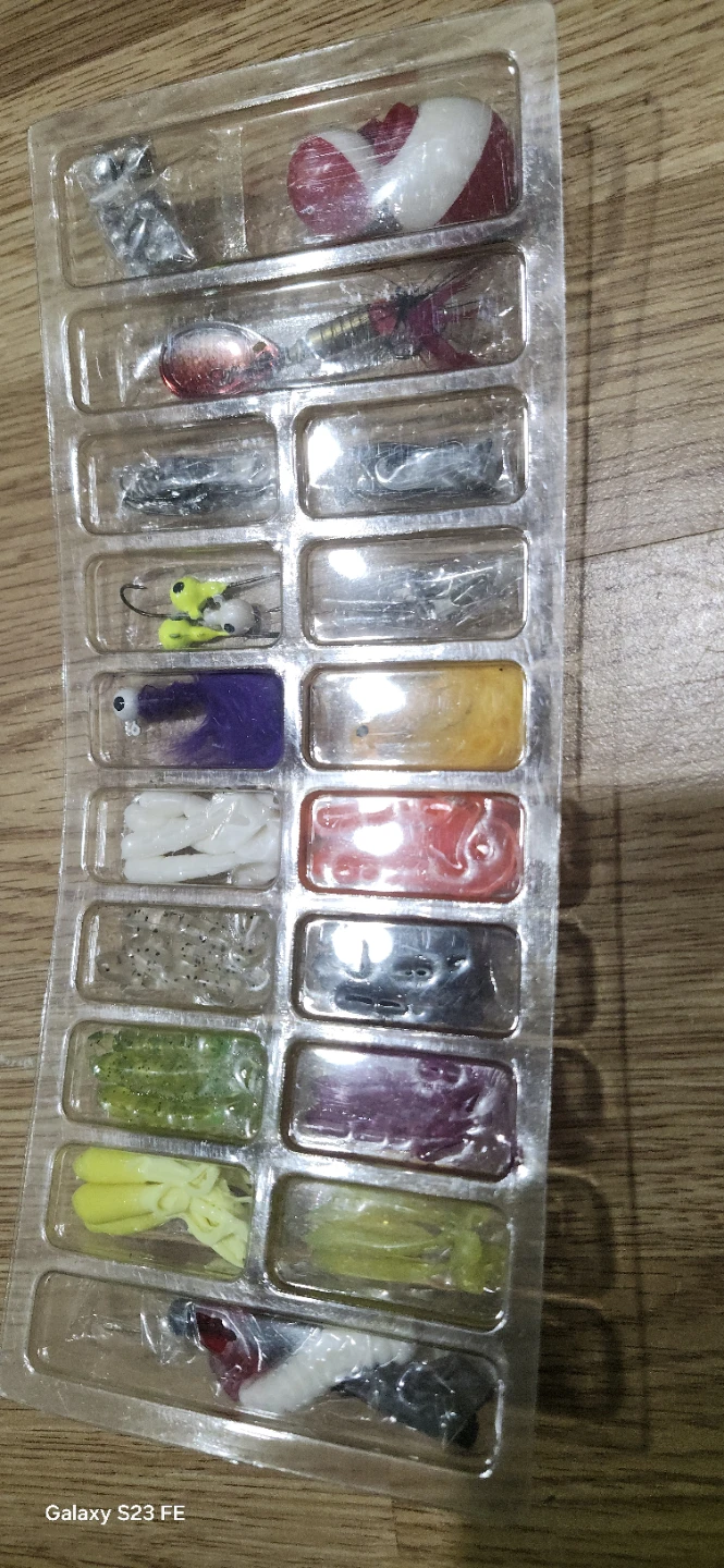Fishing Lure Kit - photo 2