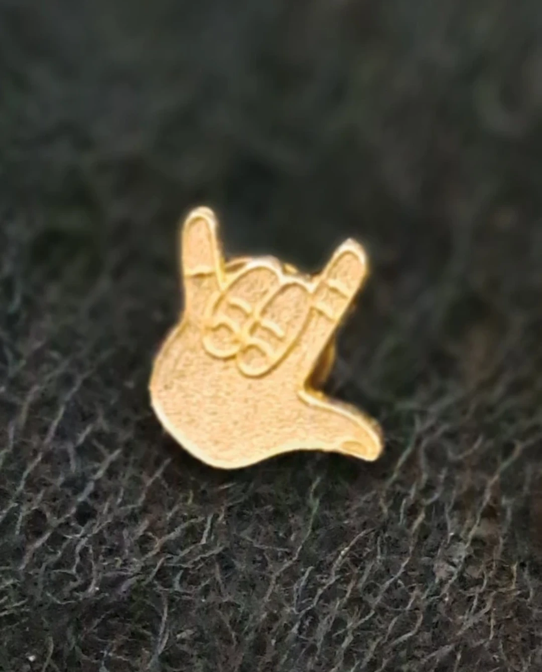 Assorted Gold-tone Pins & Canadian Flag Pins - photo 2