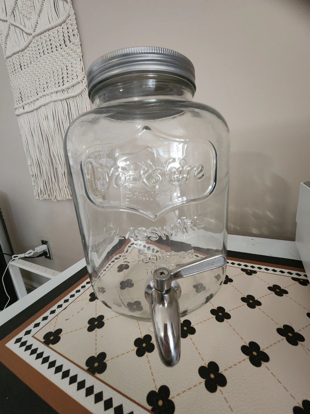 Yorkshire Glassware Drink Dispenser with Spigot