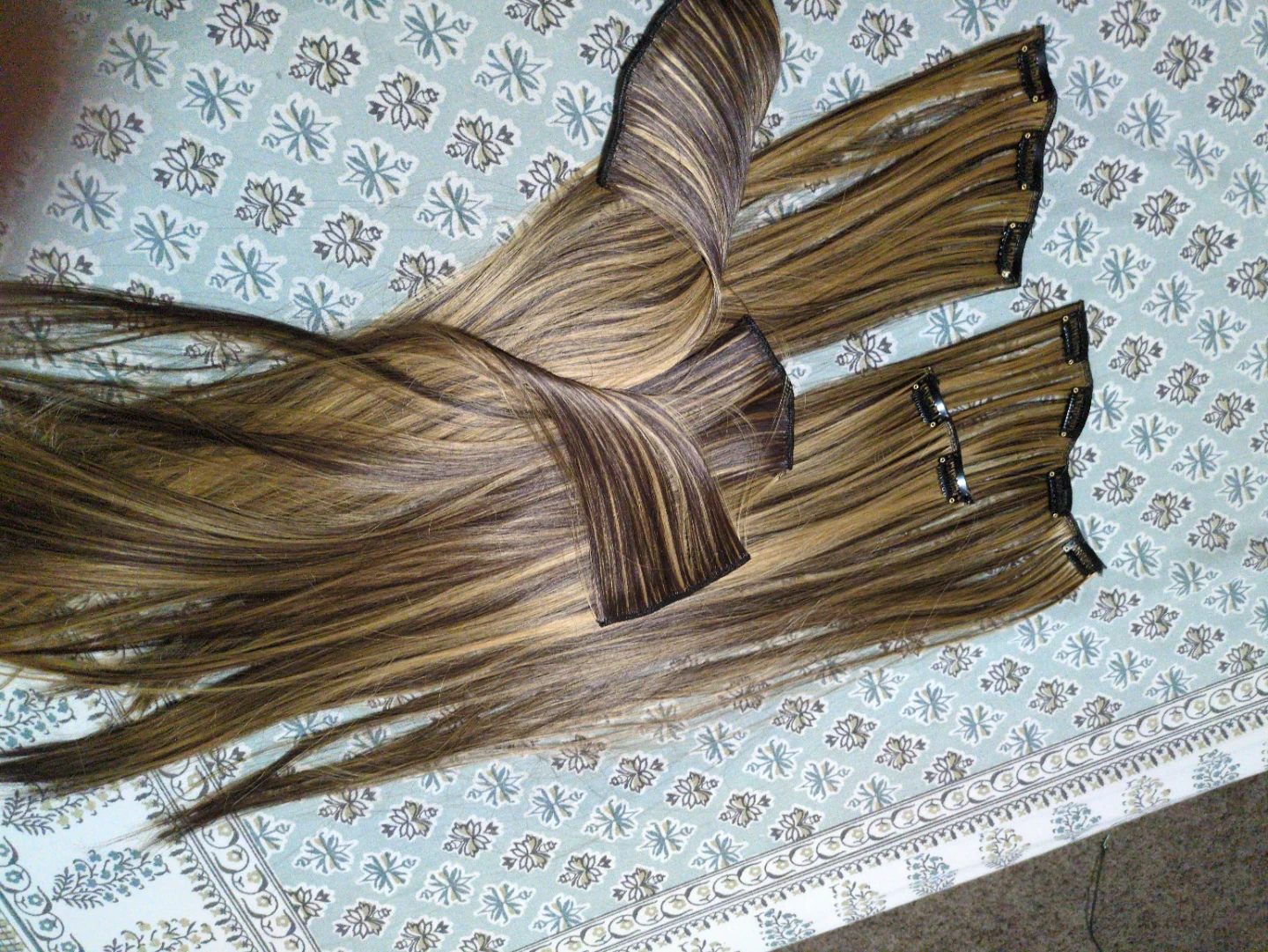 Clip-in Hair Extensions - Blonde/Brown Ombre - photo 2