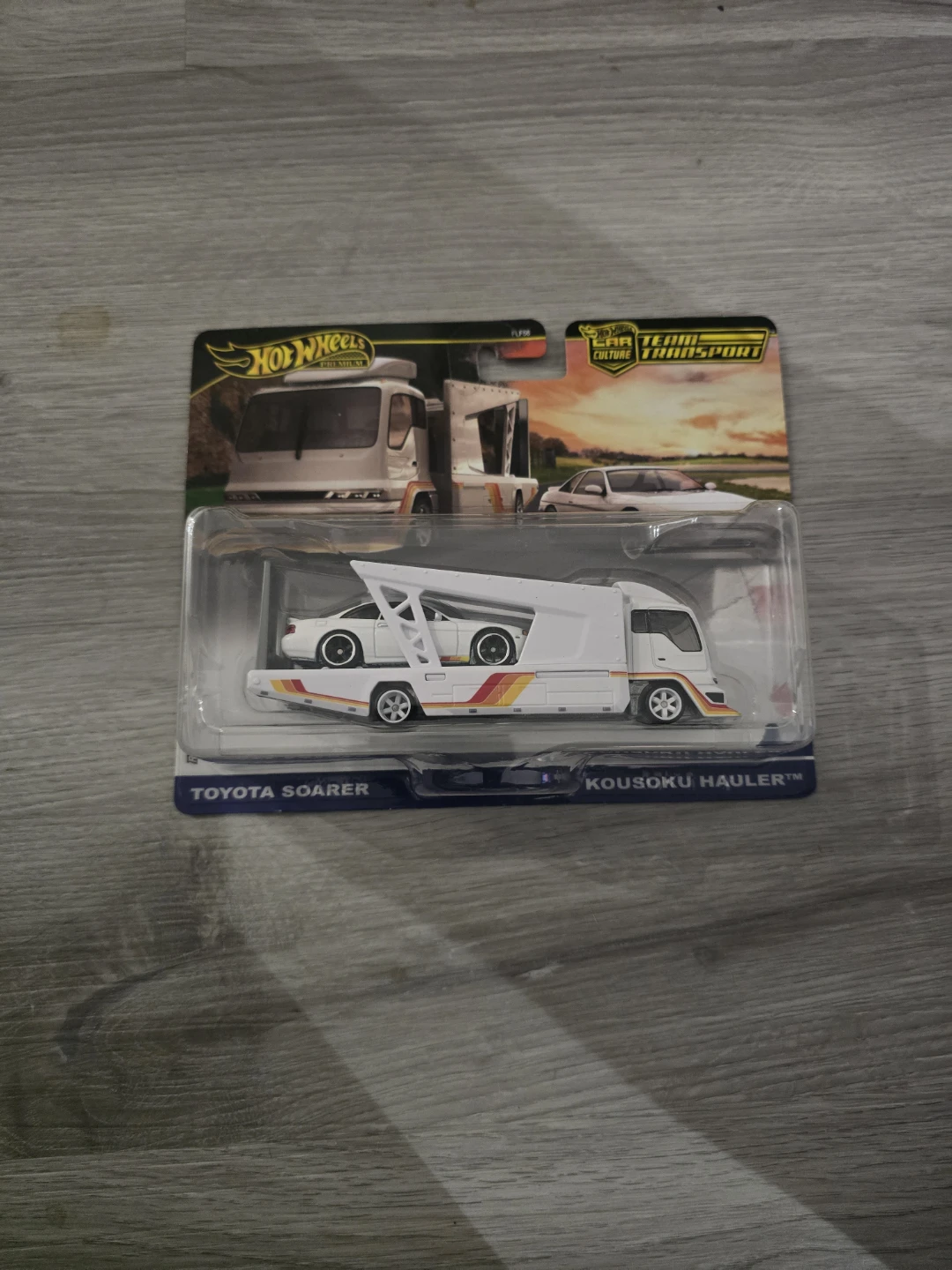 Hot Wheels Car Culture Transport Toyota Soarer & Kousoku Hauler