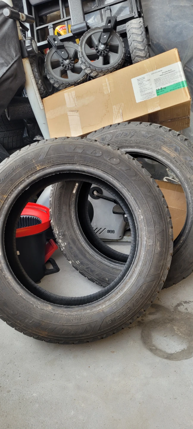 2 x Good Year Winter  Tires - photo 2