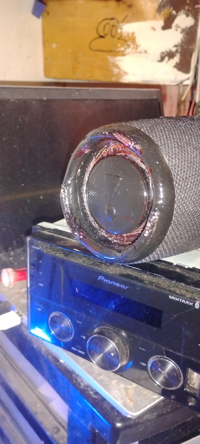 JBL Portable Bluetooth Speaker - photo 3